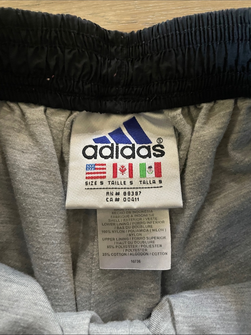 Vintage Adidas Three Stripped Tear Away Snap Pant Size Small - Picture 7 of 13